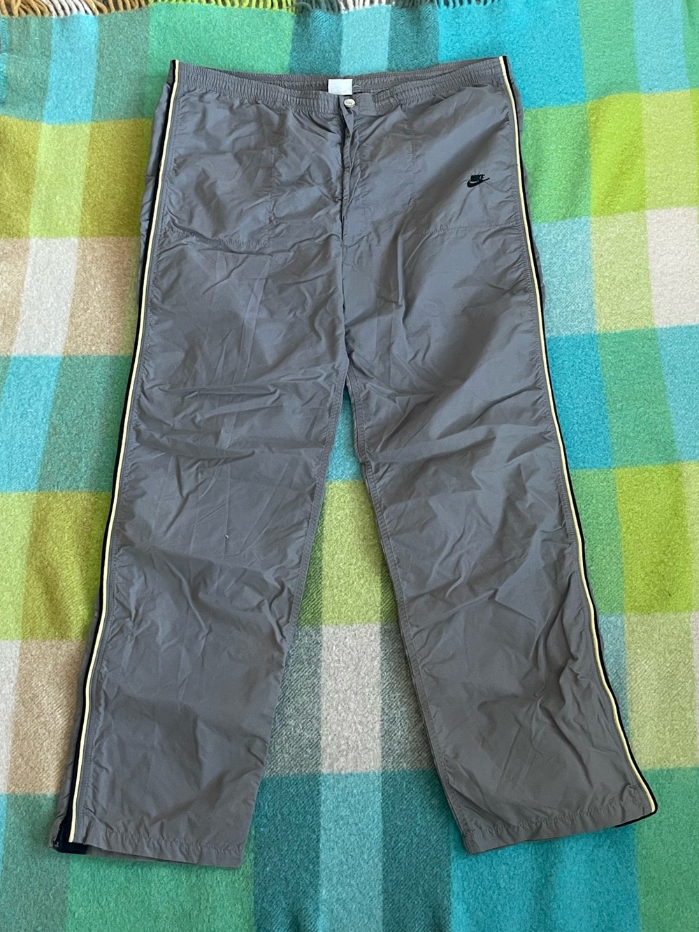 Vintage 70s Nike Track Pants Men’s Nylon Windbreaker Zip Leg Made in USA